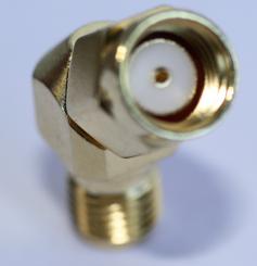 Winkeladapter 40 Grad RP SMA RP-SMA Stecker auf SMA Buchse 