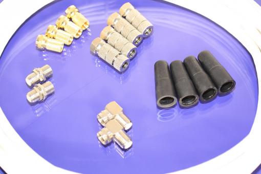 Koaxialkabel High-Quality 130 dB geschirmt 50 Meter mit Stecker-Set 